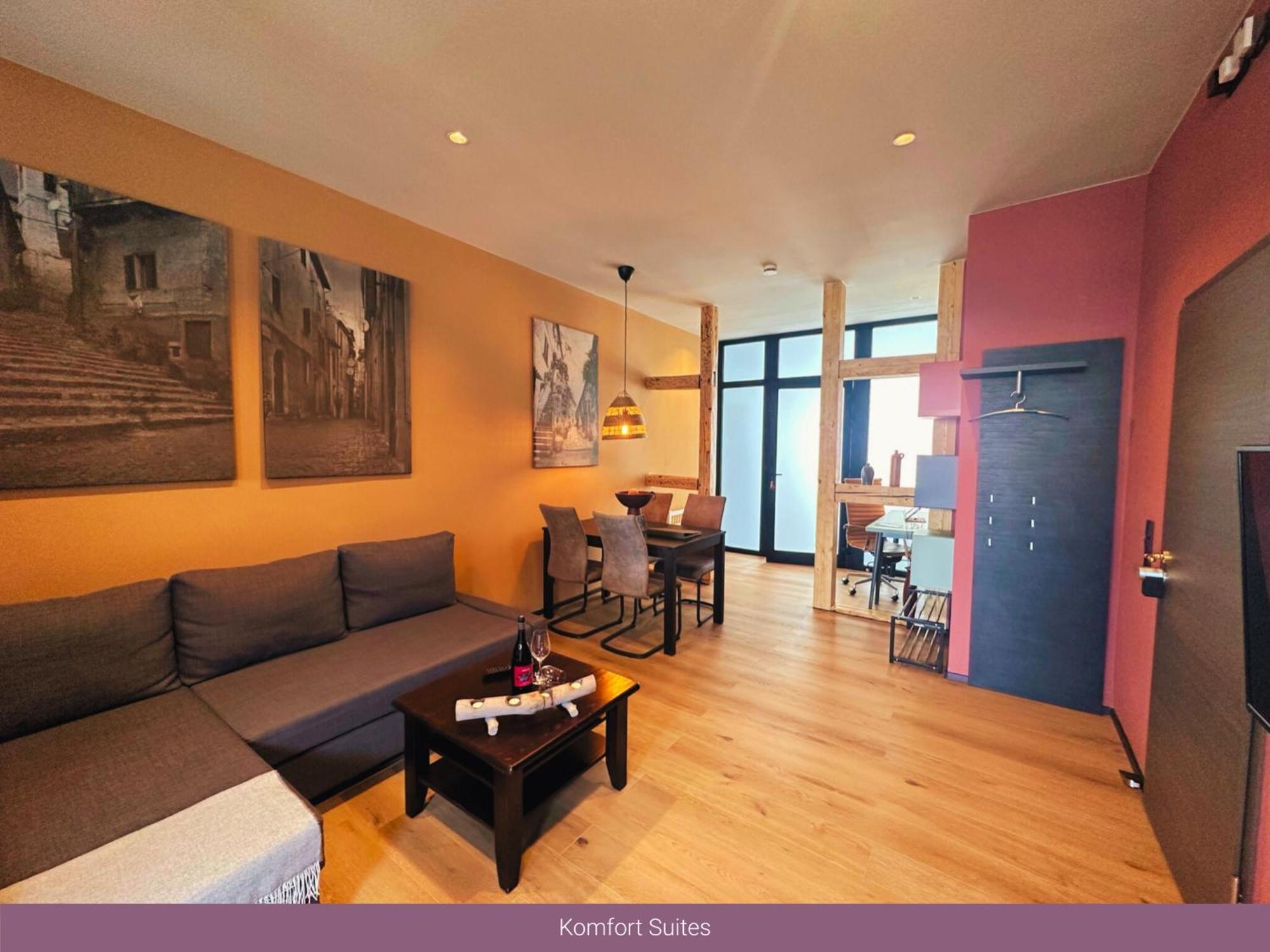 Trattoria & Apartments - Casa Da Enzo 고슬라르 객실 사진