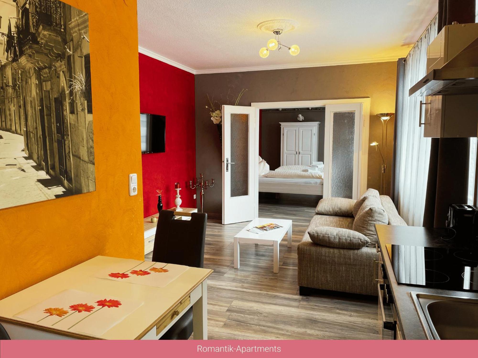 Trattoria & Apartments - Casa Da Enzo 고슬라르 객실 사진